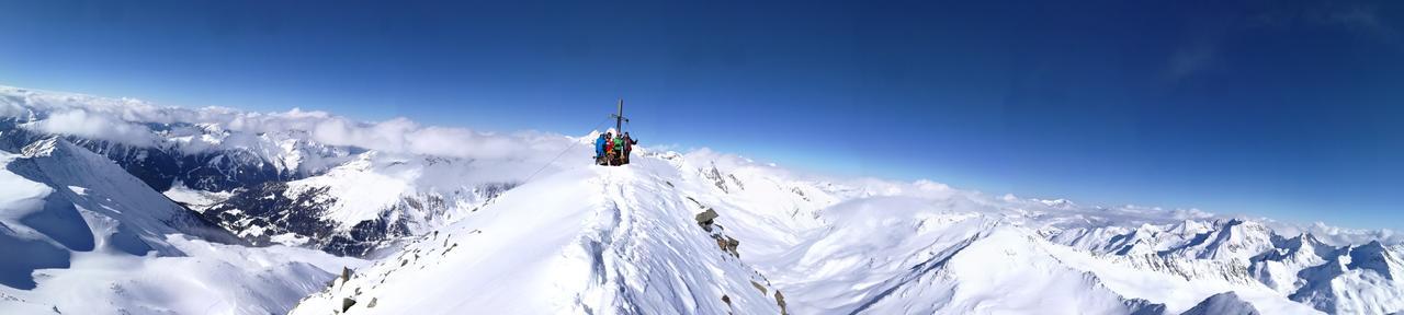 Alpengasthof Lucknerhaus Hotel Kals am Grossglockner Exterior photo